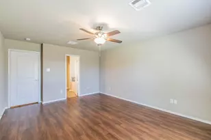1502 Jane Ln, West, TX 76691 - Photo 11