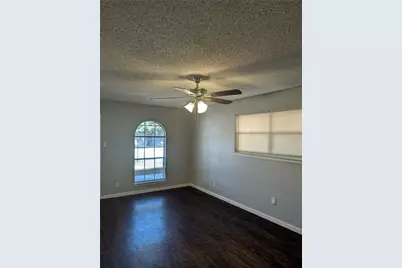 5124 Sears Drive, Fort Worth, TX 76105 - Photo 5