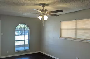 5124 Sears Dr, Fort Worth, TX 76105 - Photo 5