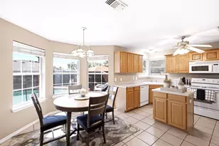 928 Calder St, Howe, TX 75459 - Photo 5