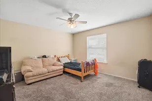 9103 Prairie Bluff Dr, Dallas, TX 75227 - Photo 17