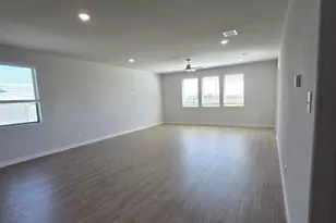 841 Rockcloud Dr, Fort Worth, TX 76052 - Photo 11