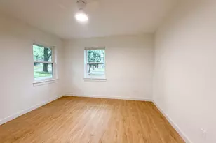 1515 Cherokee St, Arlington, TX 76012 - Photo 5