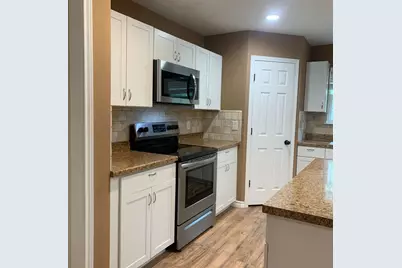 214 Braz, Bonham, TX 75418 - Photo 7