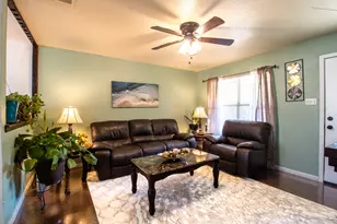807 E 10th St, Kemp, TX 75143 - Photo 5