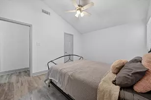5646 Cancun Dr, North Richland Hills, TX 76180 - Photo 27