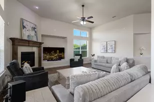 2901 Regents Park Ln, Garland, TX 75043 - Photo 11