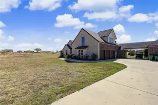 115 Chisum Dr, Millsap, TX 76066 - Photo 3