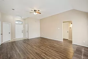 1512 Manitoba Ln, Glenn Heights, TX 75154 - Photo 7