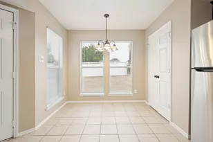 1512 Manitoba Ln, Glenn Heights, TX 75154 - Photo 9