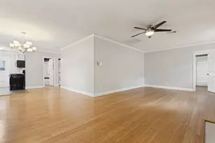 8714 Forest Hills Blvd, Dallas, TX 75218 - Photo 15