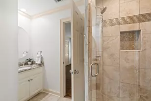 7031 Mason Dells Dr, Dallas, TX 75230 - Photo 25