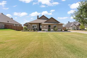121 Tall Pine Dr, Godley, TX 76044 - Photo 1