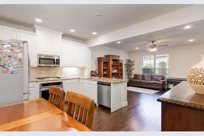 4654C Rhett Lane, Carrollton, TX 75010 - Photo 5