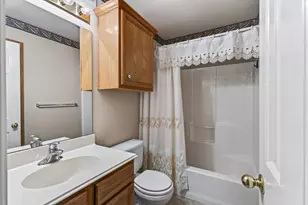 1204 S Bettie St, Mabank, TX 75147 - Photo 17