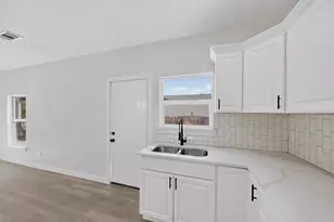 651 Ezekial Ave, Dallas, TX 75217 - Photo 17