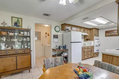 1512 Lamplighter Lane, Edgecliff Village, TX 76134 - Photo 19