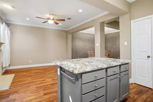 18240 Midway Rd, Dallas, TX 75287 - Photo 11