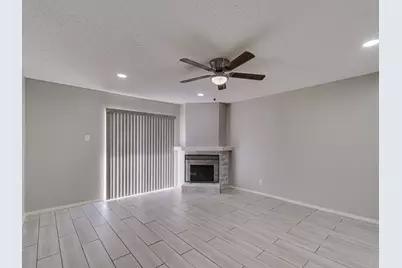 2714 Meadow Bluff Lane, Dallas, TX 75237 - Photo 9