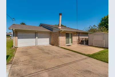 2714 Meadow Bluff Lane, Dallas, TX 75237 - Photo 33