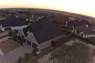 11008 Familia Real Dr, Benbrook, TX 76126 - Photo 25