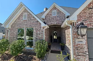 11008 Familia Real Dr, Benbrook, TX 76126 - Photo 3