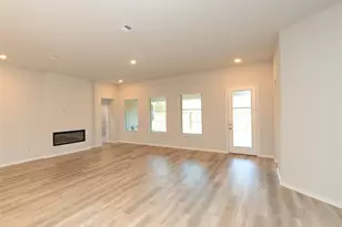 2305 Valencia Dr, Little Elm, TX 75068 - Photo 21