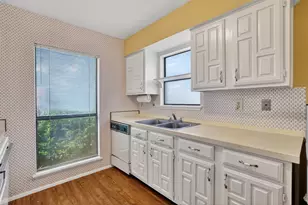 2950 San Diego Dr, Dallas, TX 75228 - Photo 9