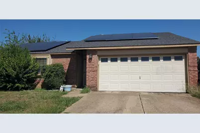 707 W Embercrest, Arlington, TX 76017 - Photo 1
