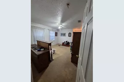 707 W Embercrest, Arlington, TX 76017 - Photo 11