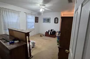 707 W Embercrest, Arlington, TX 76017 - Photo 11