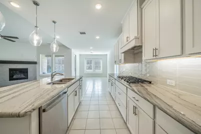 821 Reynolds Drive, Fate, TX 75087 - Photo 9
