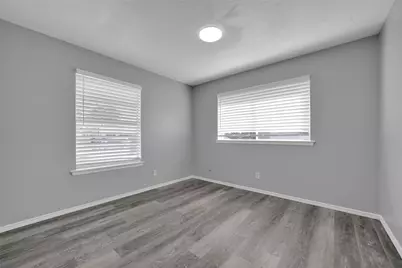 301 S Forest Crest Drive, Garland, TX 75042 - Photo 19