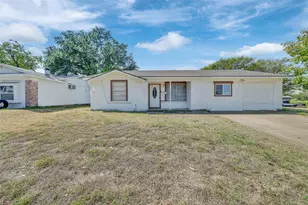 301 S Forest Crest Dr, Garland, TX 75042 - Photo 1