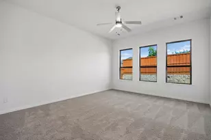 4009 Allred Dr, Heartland, TX 75126 - Photo 13