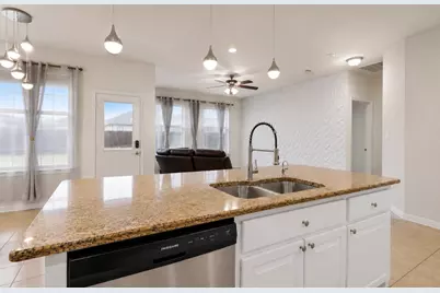 320 Grassland Drive, Denton, TX 76210 - Photo 19