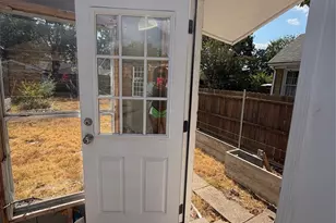 7131 Thurston Dr, Dallas, TX 75235 - Photo 3