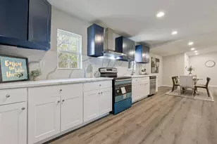 712 N Barrett Ave, Denison, TX 75020 - Photo 1