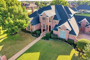 901 Walnut Falls Cir, Mansfield, TX 76063 - Photo 5