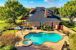 901 Walnut Falls Cir, Mansfield, TX 76063 - Photo 35
