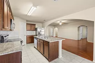 1547 Meadowlake Dr, Waxahachie, TX 75165 - Photo 11