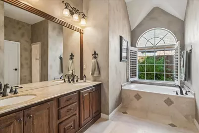 10521 Chablis Lane, Frisco, TX 75035 - Photo 17