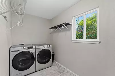 128 E Johnson Street, Hewitt, TX 76643 - Photo 11