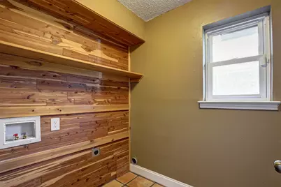 1910 Middle Glen Drive, Carrollton, TX 75007 - Photo 11