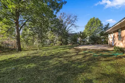 704 Pershing Drive, Denton, TX 76209 - Photo 27