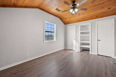 443 County Road 3799, Paradise, TX 76073 - Photo 17