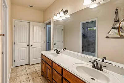112 Meadow Arbor Drive, Weatherford, TX 76085 - Photo 15