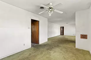 1342 Carson St, Dallas, TX 75216 - Photo 9