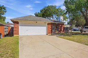 7567 Casburn Ct, Fort Worth, TX 76120 - Photo 3