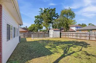 7567 Casburn Ct, Fort Worth, TX 76120 - Photo 25